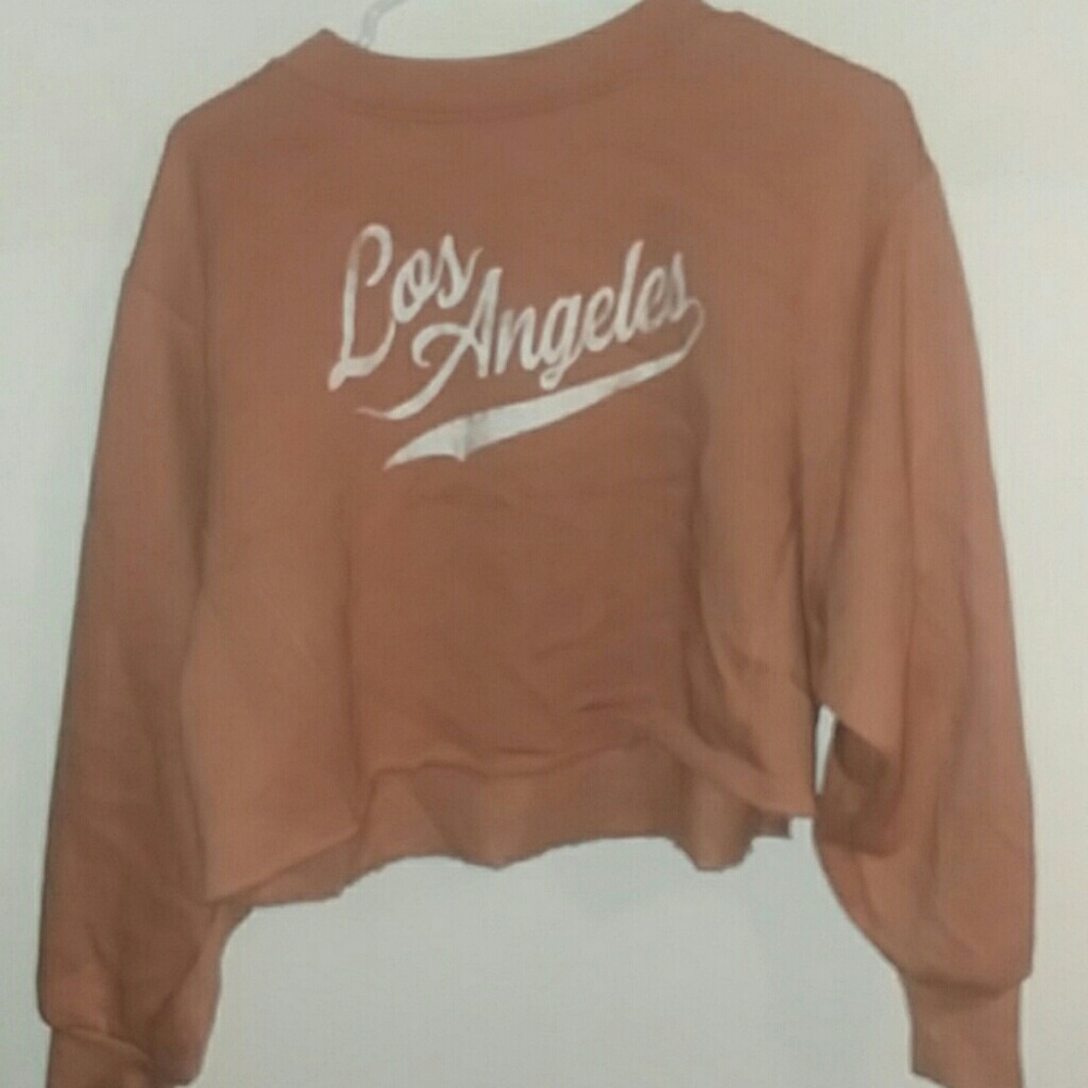 Soft fleece crop top shirt.